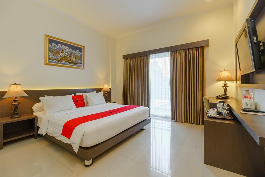 Hotel Alqueby Mitra Reddoorz Бандунг Экстерьер фото