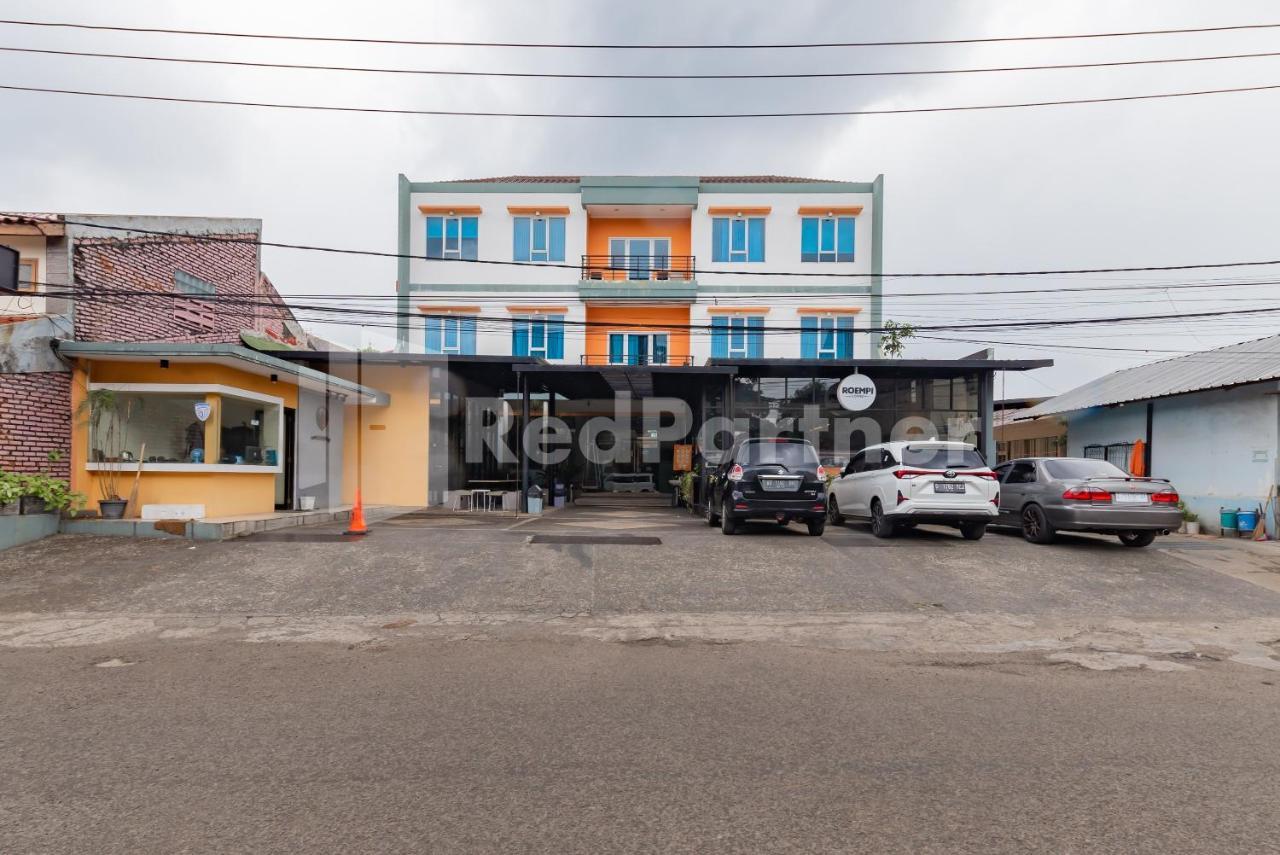 Hotel Alqueby Mitra Reddoorz Бандунг Экстерьер фото